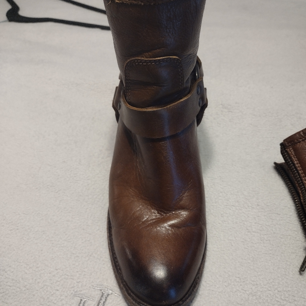 FRYE Women's Tabitha Harness Short Boot Cognac Leather Heel Ankle Booties